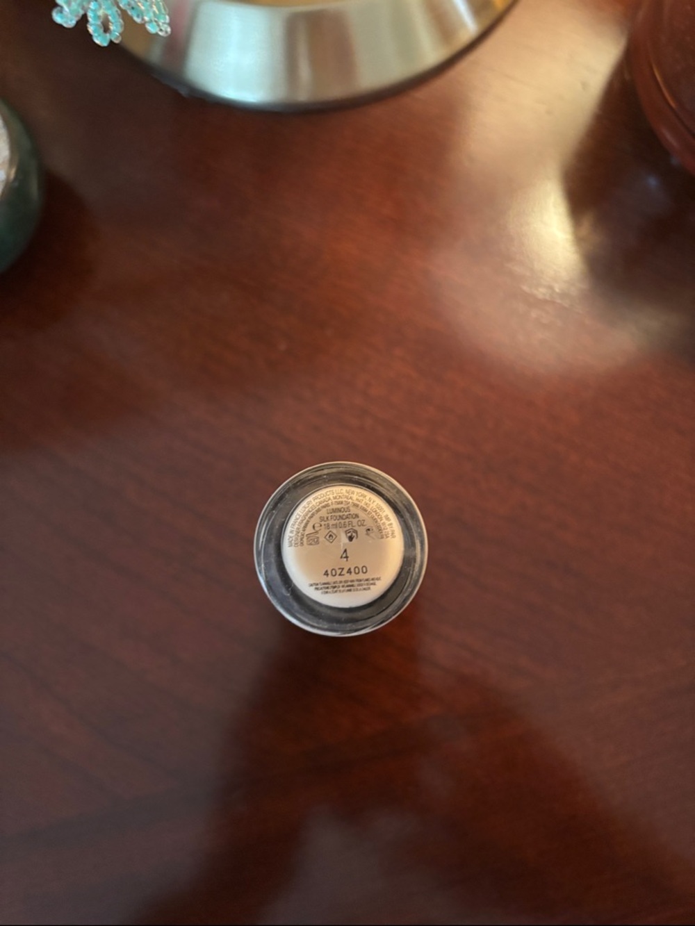 Giorgio Armani Luminous Silk Foundation 4 - Picture 2 of 2